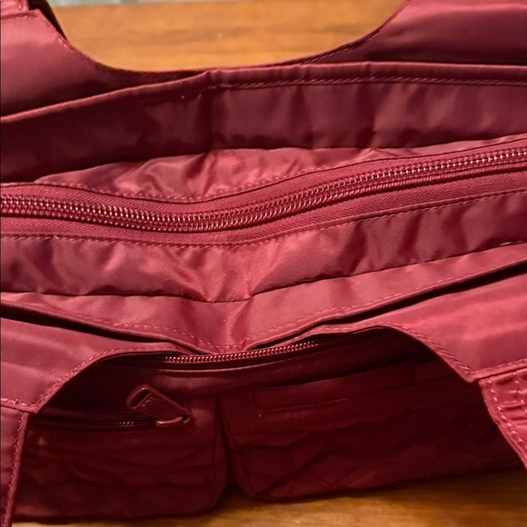 Lug Women's Quilted Maroon  bag holds water bottle streetcar lug - Picture 8 of 10